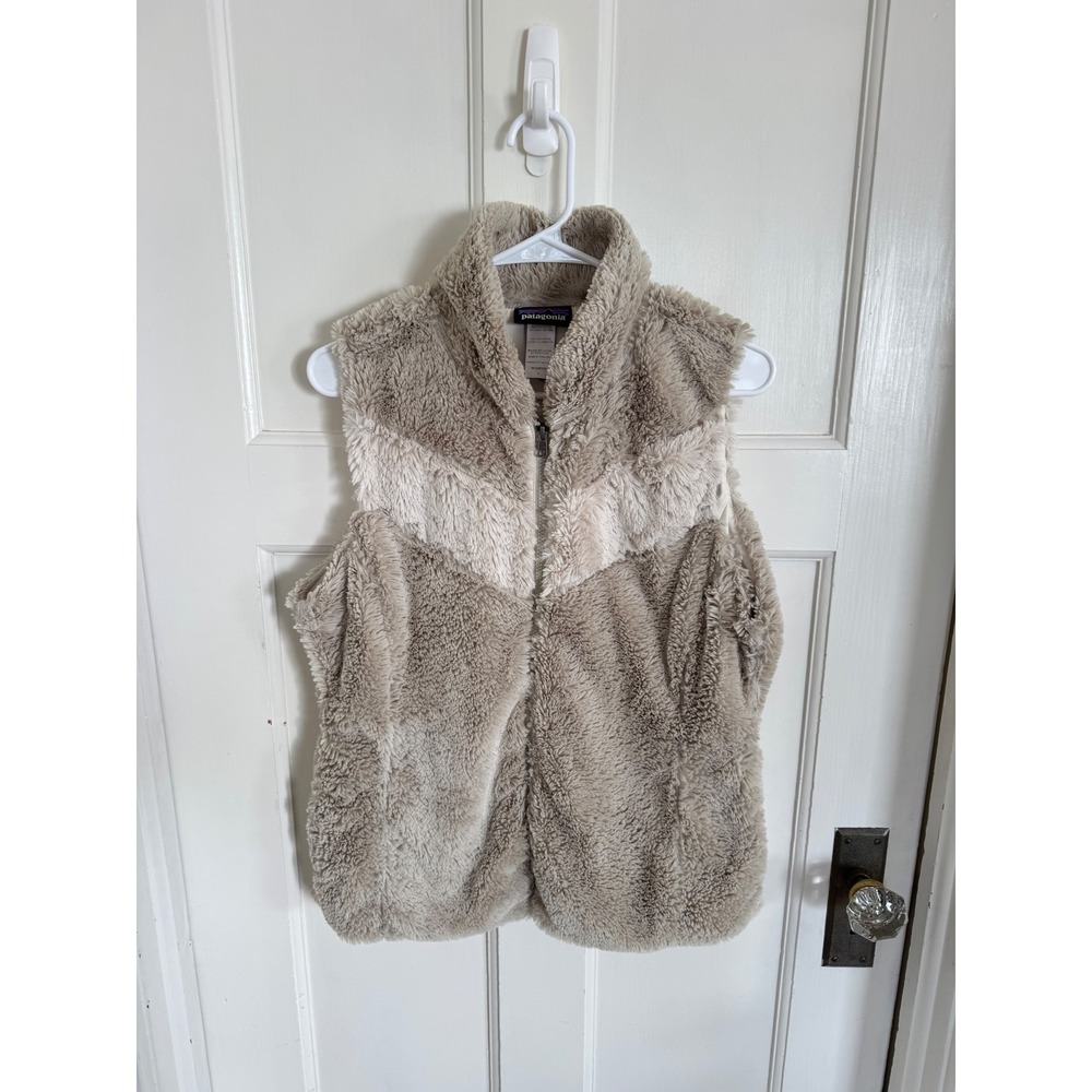 Patagonia women's Pelage faux fur vest size large